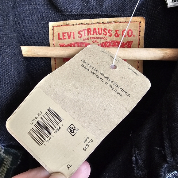 Custom Christmas Levi's Black Denim Jacket with Colorful Hand Drawn Images - Picture 7 of 8